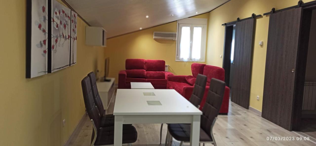 Hostal San Antonio Iscar 외부 사진