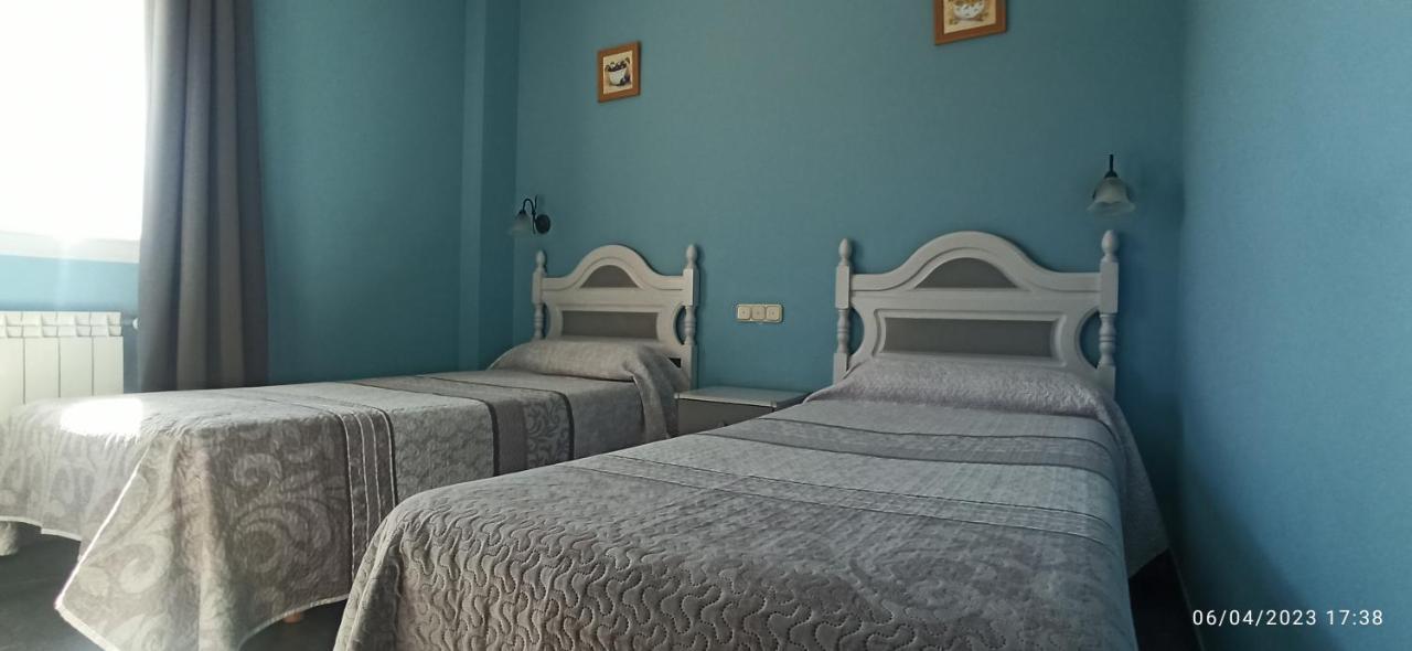 Hostal San Antonio Iscar 외부 사진